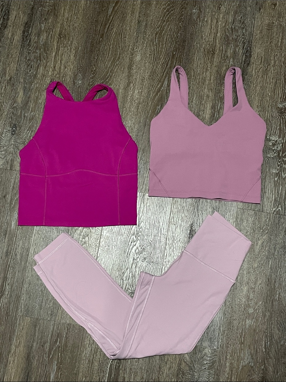 EUC Lululemon Matching Workout Bundle. Size 4